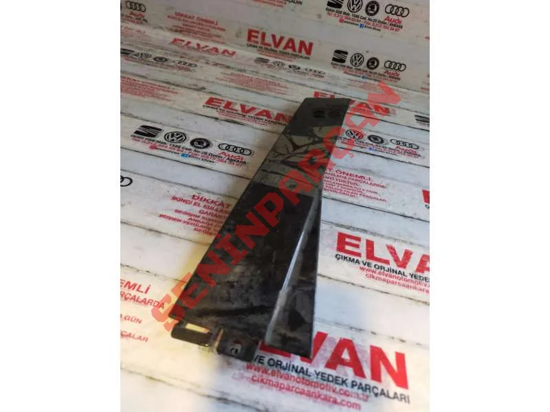 3B5839902 - KAPI CAMI ÇERÇEVESİNİN SİPERİ