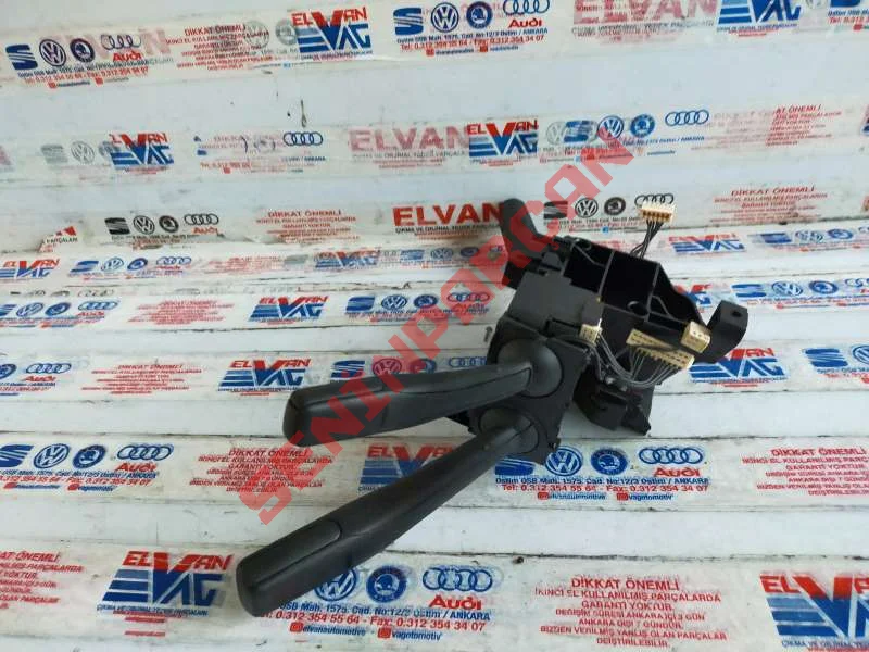 3C9953513C - DİREKSİYON KOLU KOMB. ŞALTERİ