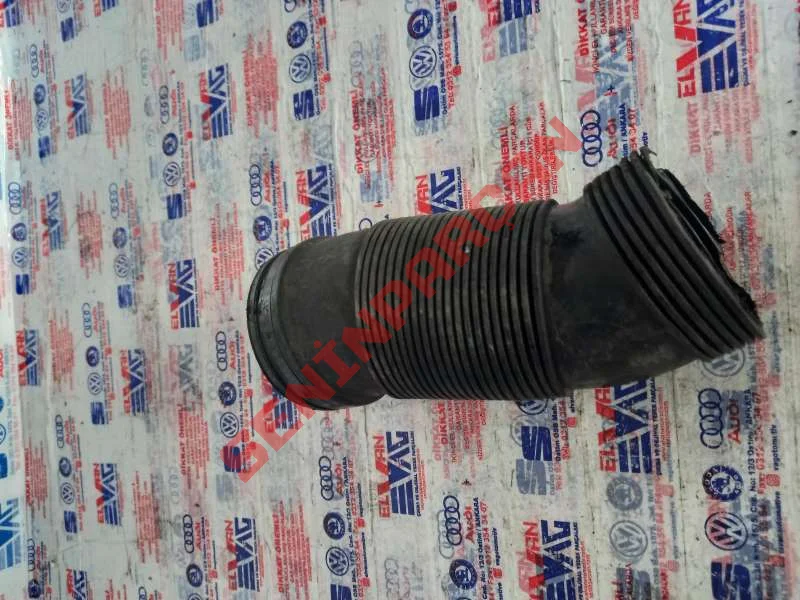 6Q0129684R - LASTIK TAMPON