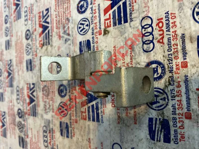 8K0831402G - KAPI MENTESESI